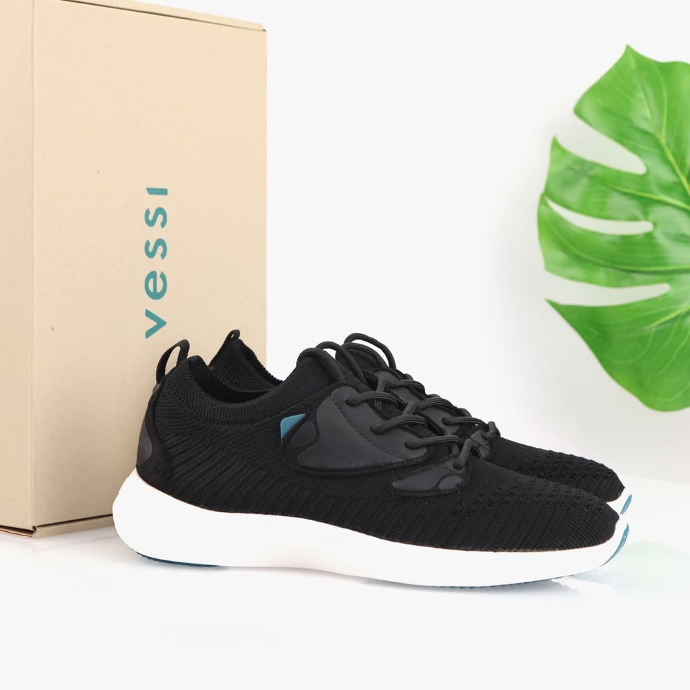 Vessi Womens Everyday Move Sneaker Size 7 Waterproof Black Lace Up Comfort Shoes